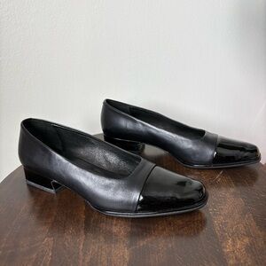 Vintage Amalfi Black Leather Cap Toe Low Block Heel